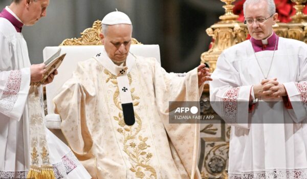 Pope Leo denounces war, urges hope in Christmas message